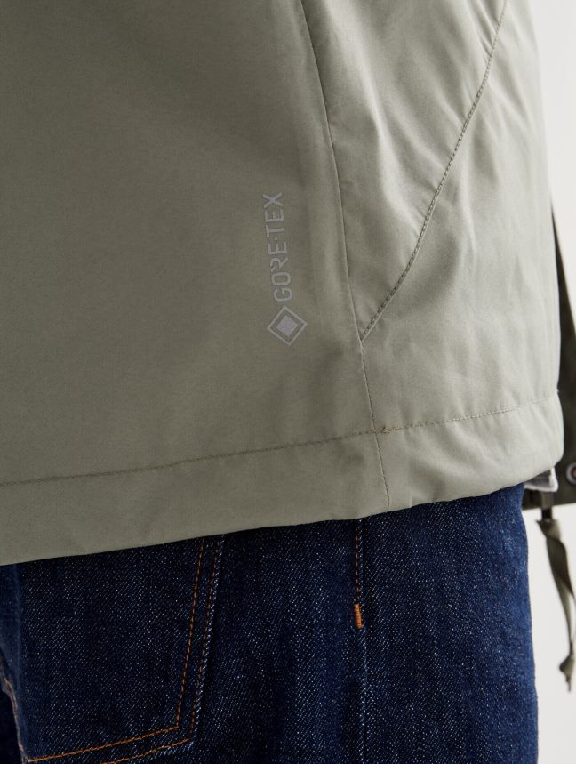 Aigle vêtements veste courte à capuche en gore-tex taillis Hommes HV42L2208